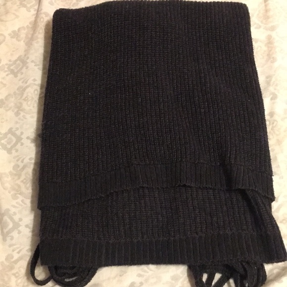 American Eagle Sweater - Picture 4 of 4